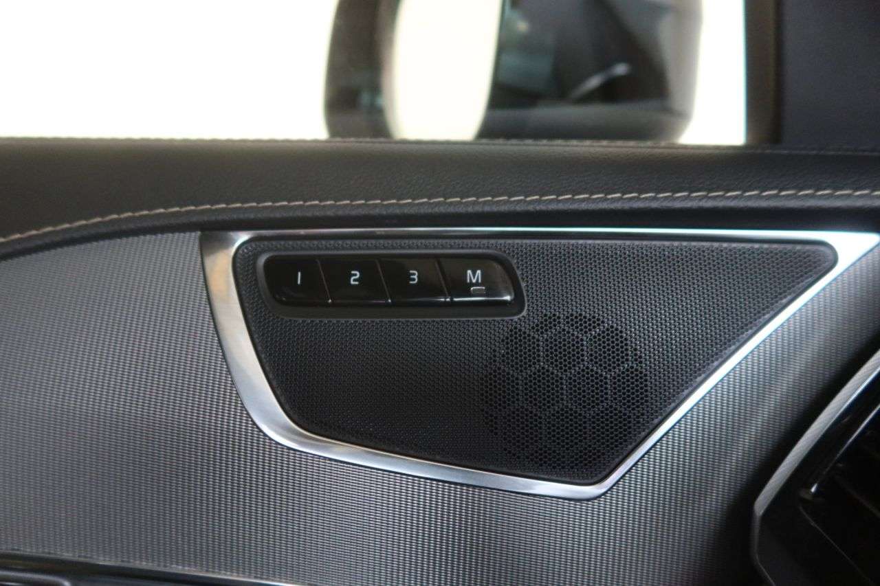 2021 VOLVO XC90 2021 VOLVO XC90