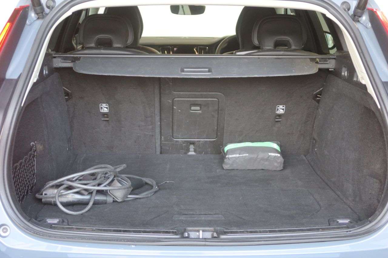 2022 VOLVO V60 2022 VOLVO V60