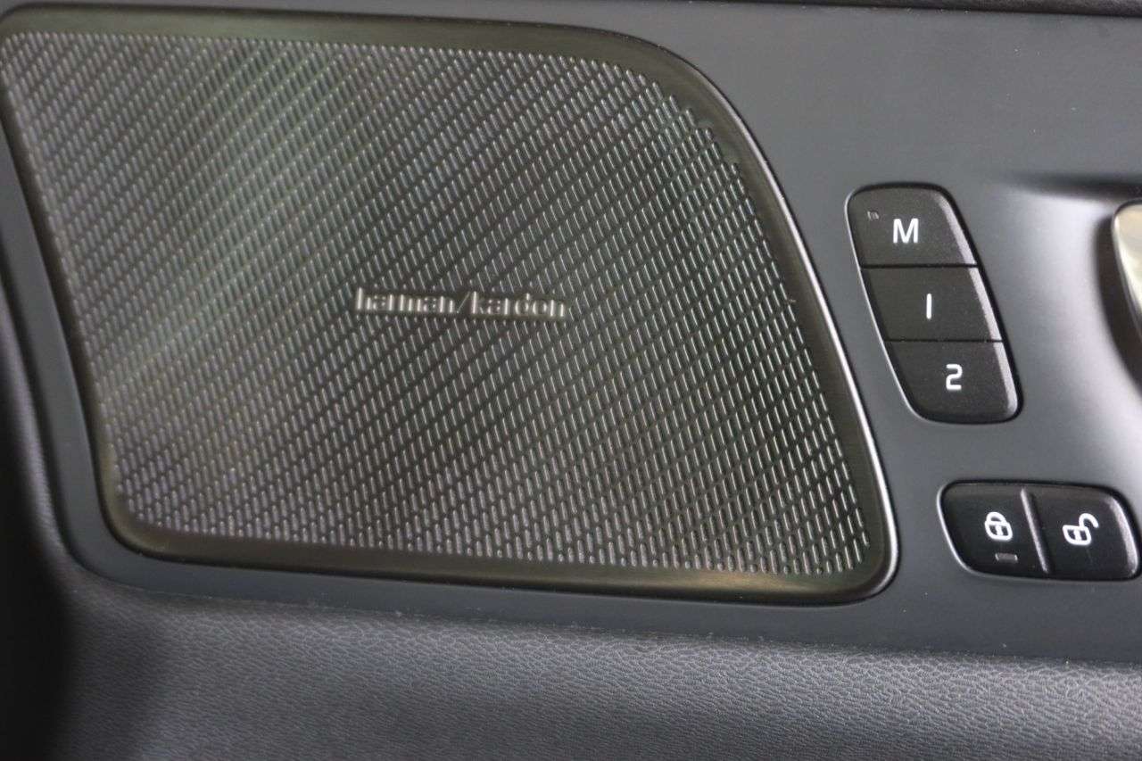 2022 VOLVO V60 2022 VOLVO V60