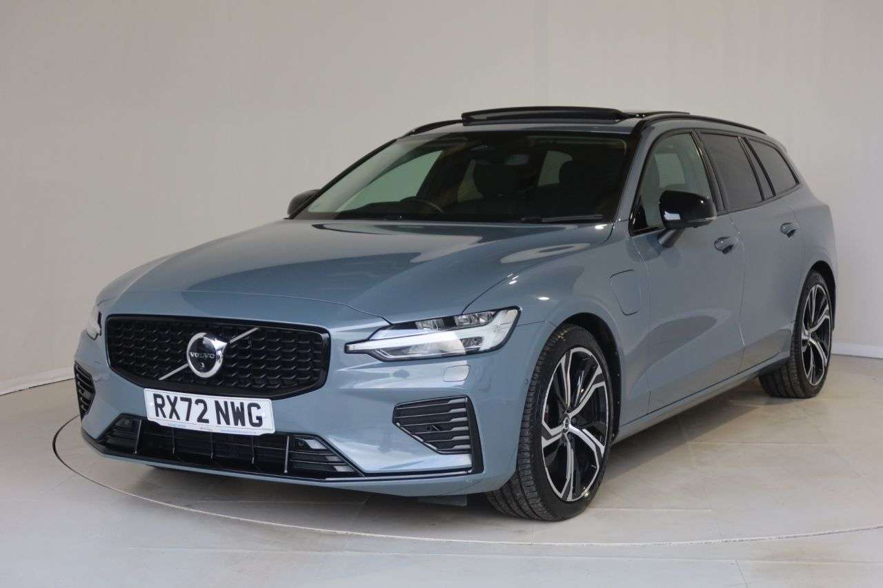 2022 VOLVO V60 2022 VOLVO V60