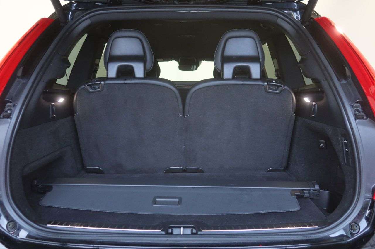 2021 VOLVO XC90 2021 VOLVO XC90