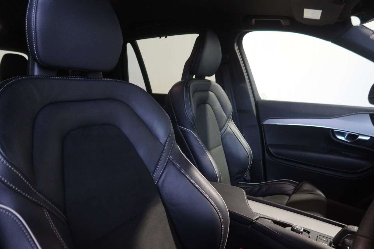 2021 VOLVO XC90 2021 VOLVO XC90