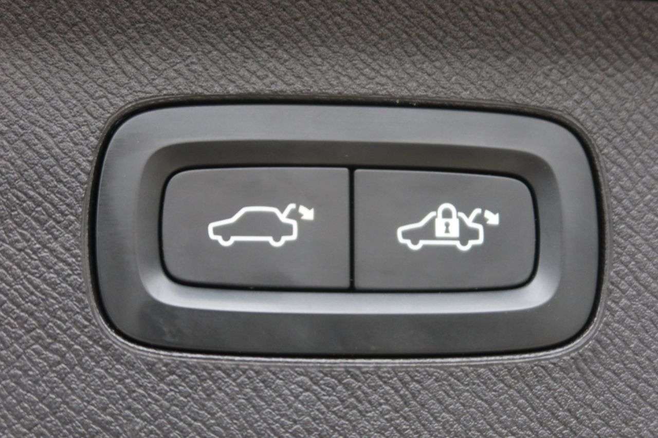 2021 VOLVO XC90 2021 VOLVO XC90