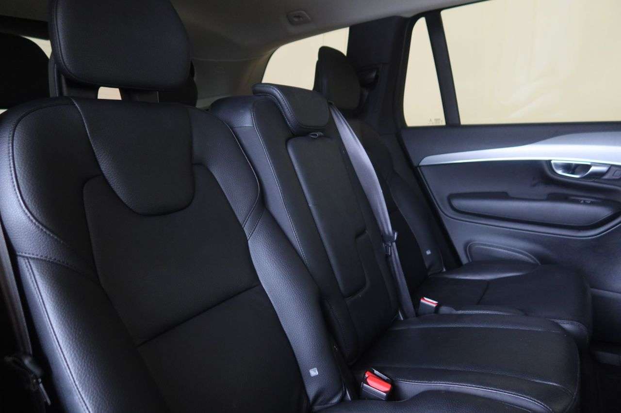 2021 VOLVO XC90 2021 VOLVO XC90