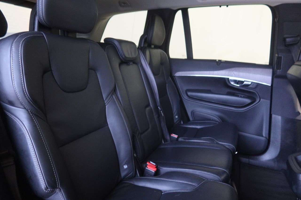 2021 VOLVO XC90 2021 VOLVO XC90