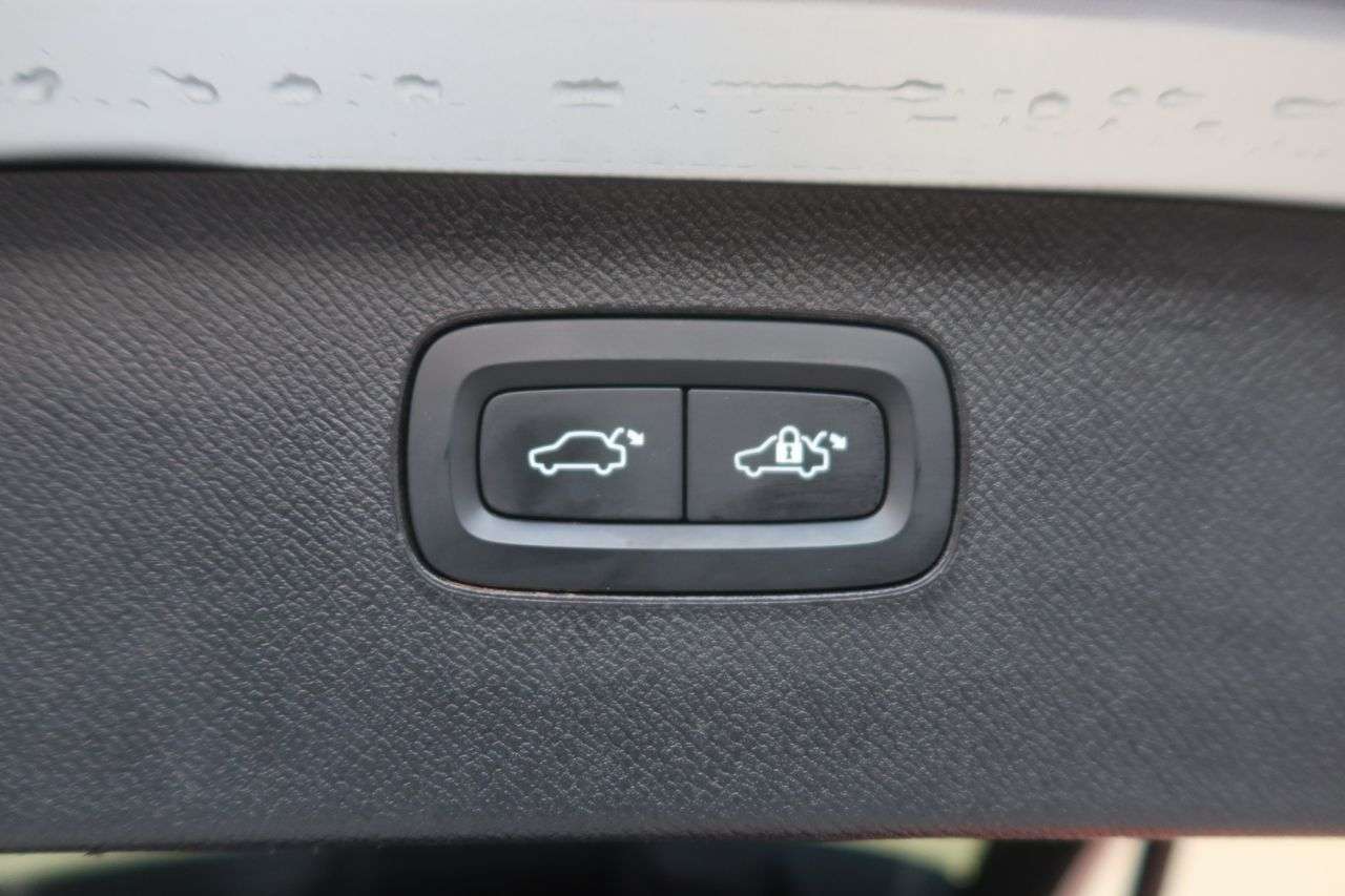 2021 VOLVO XC90 2021 VOLVO XC90