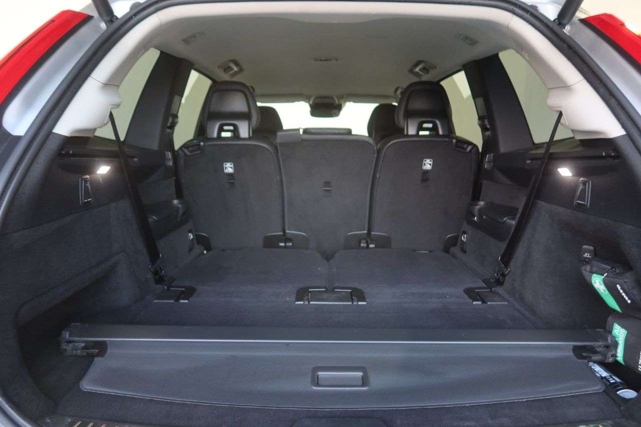 2021 VOLVO XC90 2021 VOLVO XC90