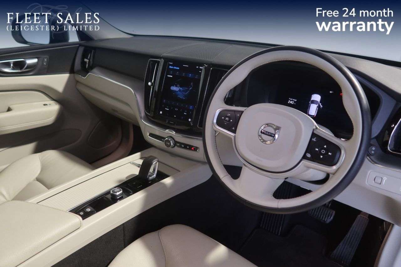 2021 VOLVO XC60 2021 VOLVO XC60