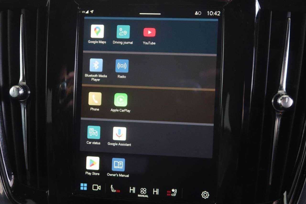 2021 VOLVO V90 2021 VOLVO V90