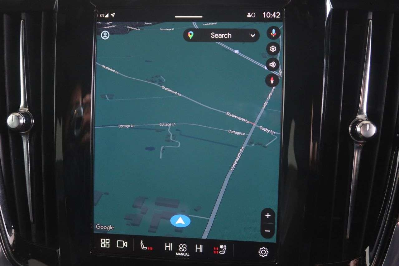 2021 VOLVO V90 2021 VOLVO V90