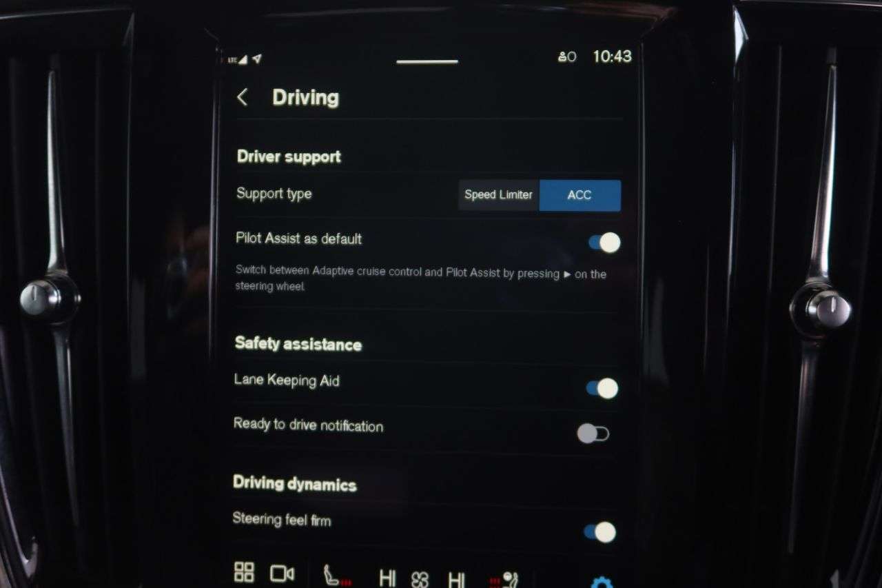 2021 VOLVO V90 2021 VOLVO V90