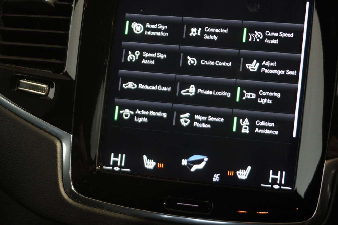 2021 VOLVO XC90 2021 VOLVO XC90