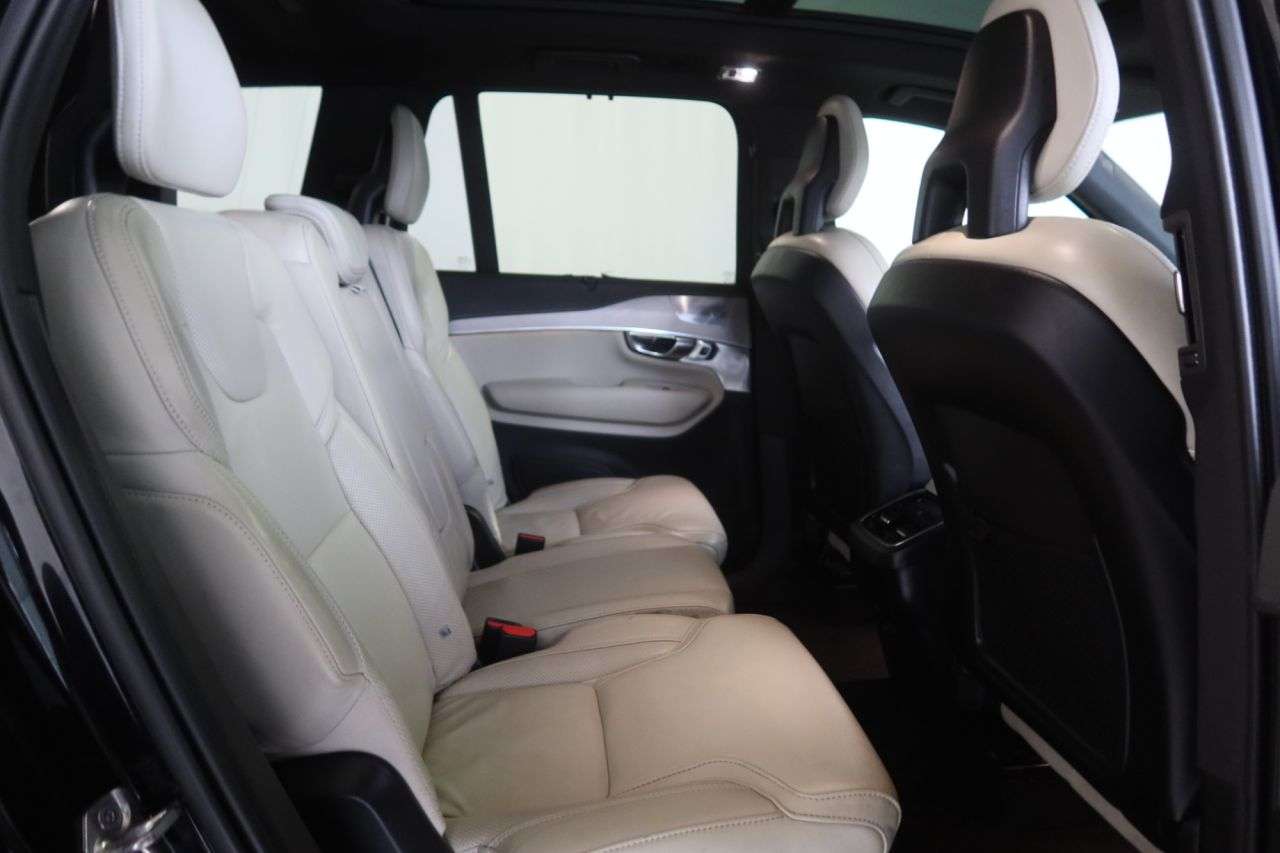 2021 VOLVO XC90 2021 VOLVO XC90