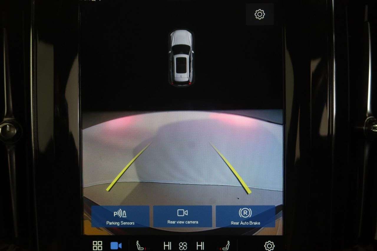 2022 VOLVO XC60 2022 VOLVO XC60