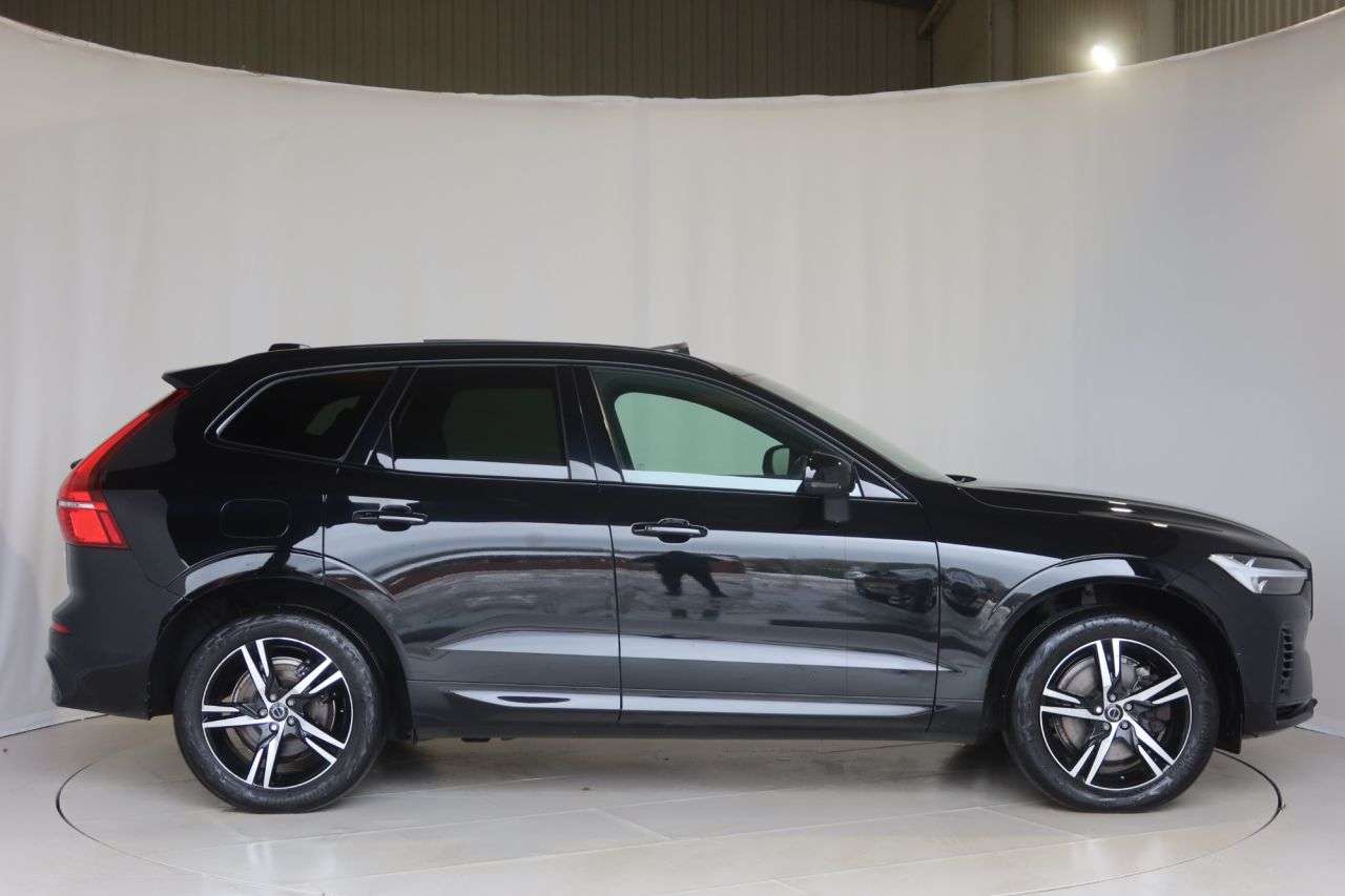 2021 VOLVO XC60 2021 VOLVO XC60