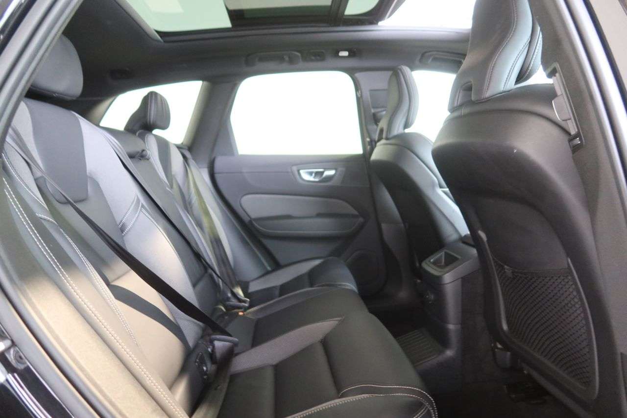 2021 VOLVO XC60 2021 VOLVO XC60