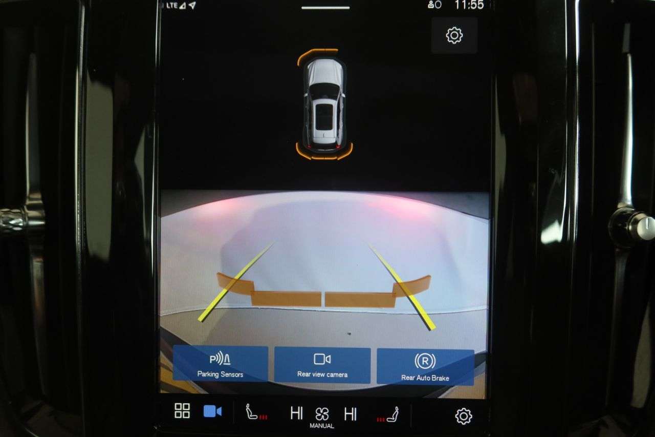 2021 VOLVO XC60 2021 VOLVO XC60