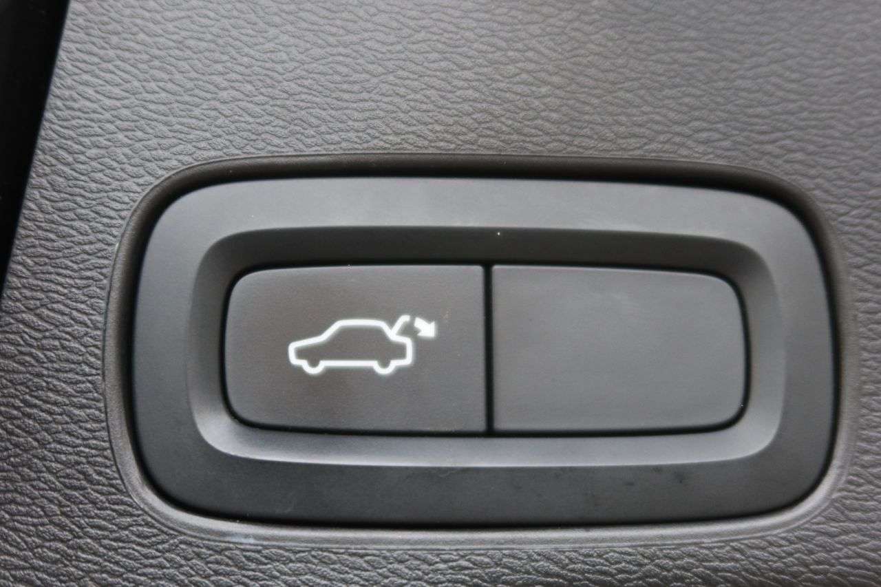 2021 VOLVO XC60 2021 VOLVO XC60