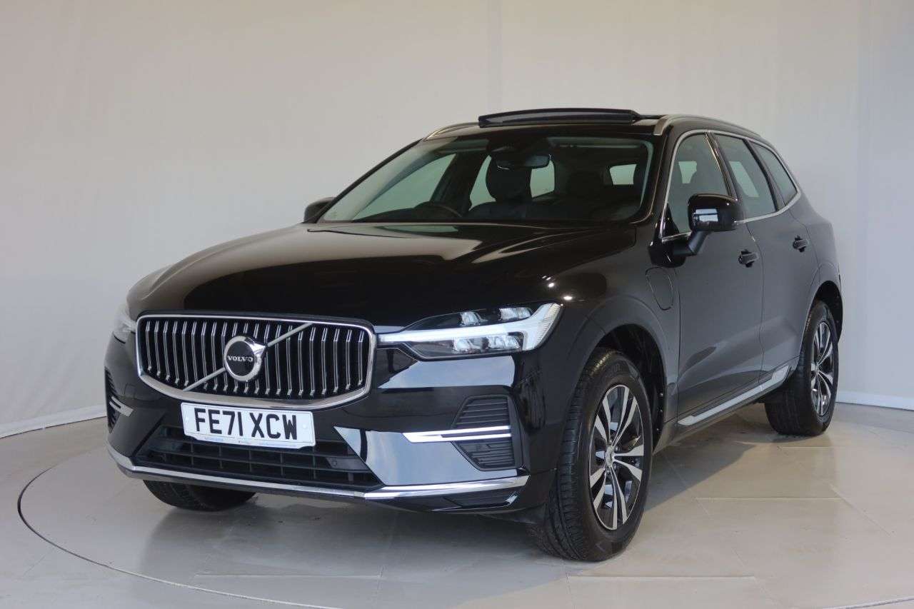 A 2021 VOLVO XC60 2.0h T6 Recharge 11.6kWh Inscription Expression SUV 5dr Petrol Plug-in Hybr A 2021 VOLVO XC60 2.0h T6 Recharge 11.6kWh Inscription Expression SUV 5dr Petrol Plug-in Hybr