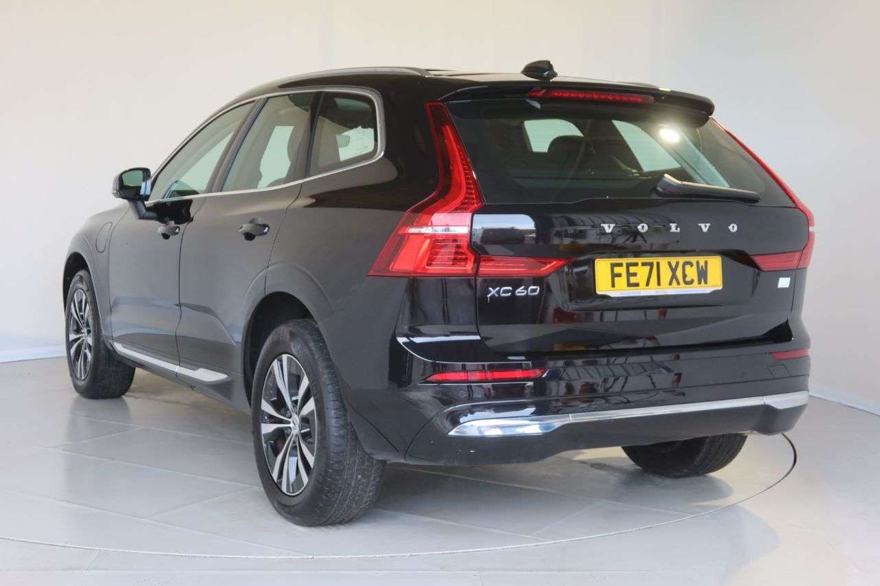 2021 VOLVO XC60 2021 VOLVO XC60