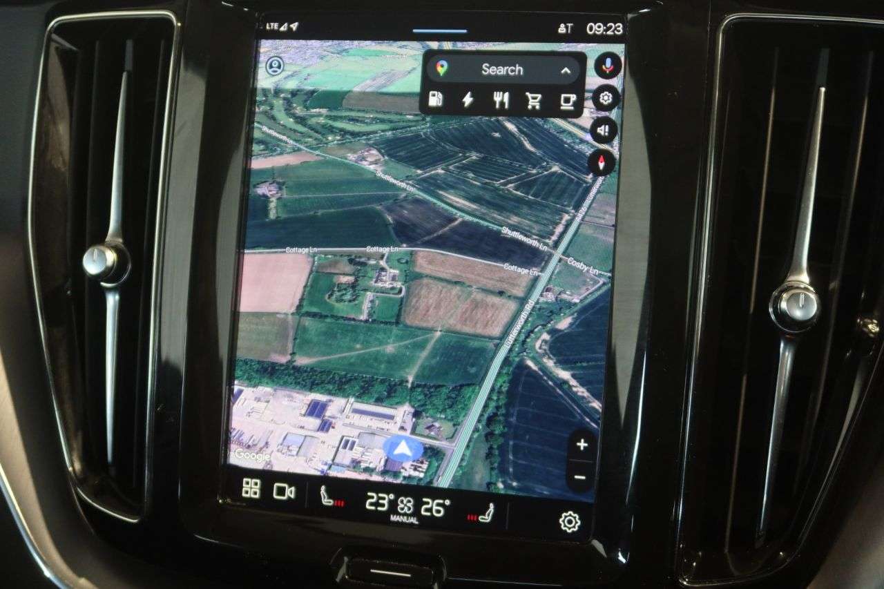 2021 VOLVO XC60 2021 VOLVO XC60