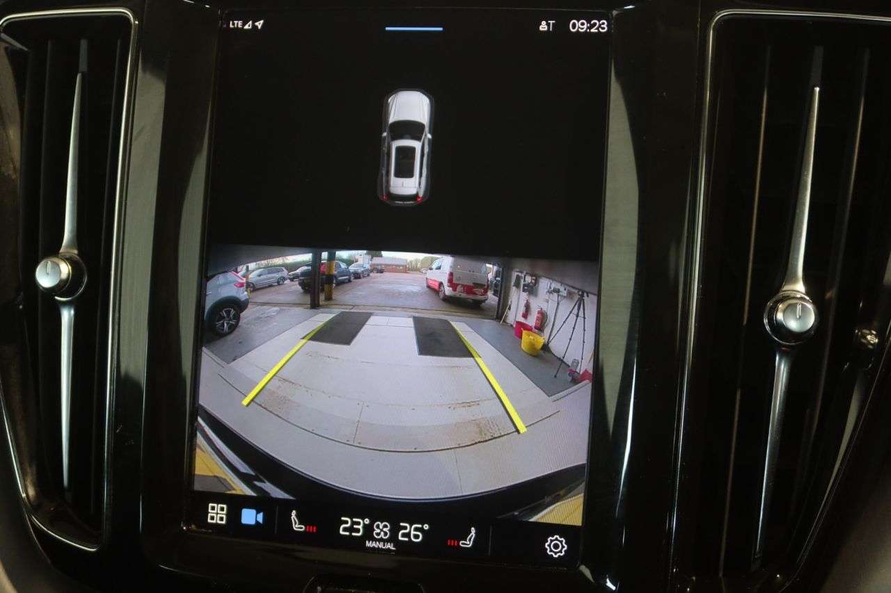 2021 VOLVO XC60 2021 VOLVO XC60