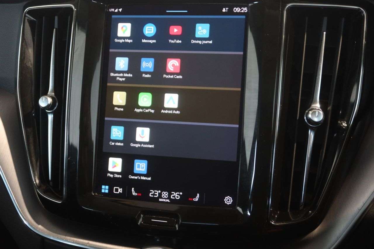 2021 VOLVO XC60 2021 VOLVO XC60