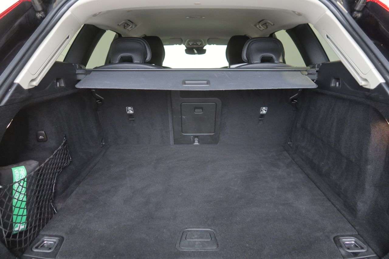 2021 VOLVO XC60 2021 VOLVO XC60