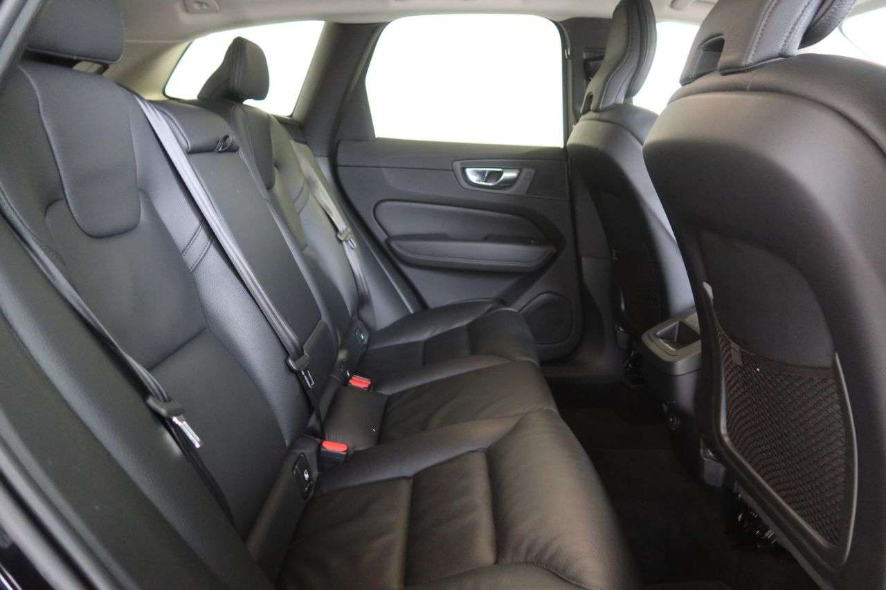 2021 VOLVO XC60 2021 VOLVO XC60