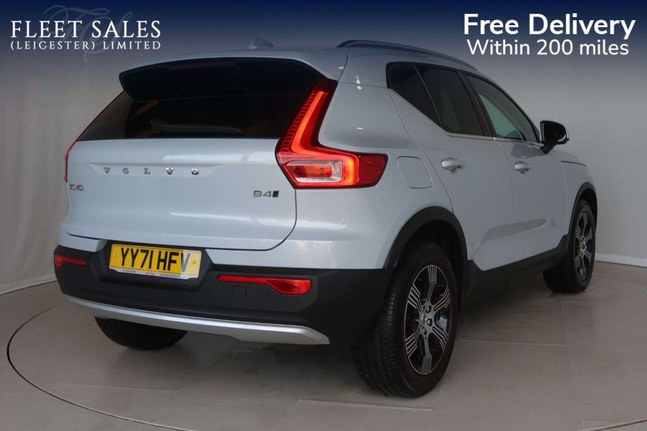 A 2021 VOLVO XC40 2.0 B4 MHEV Inscription SUV 5dr Petrol Hybrid Auto AWD Euro 6 (s/s) (197 ps A 2021 VOLVO XC40 2.0 B4 MHEV Inscription SUV 5dr Petrol Hybrid Auto AWD Euro 6 (s/s) (197 ps