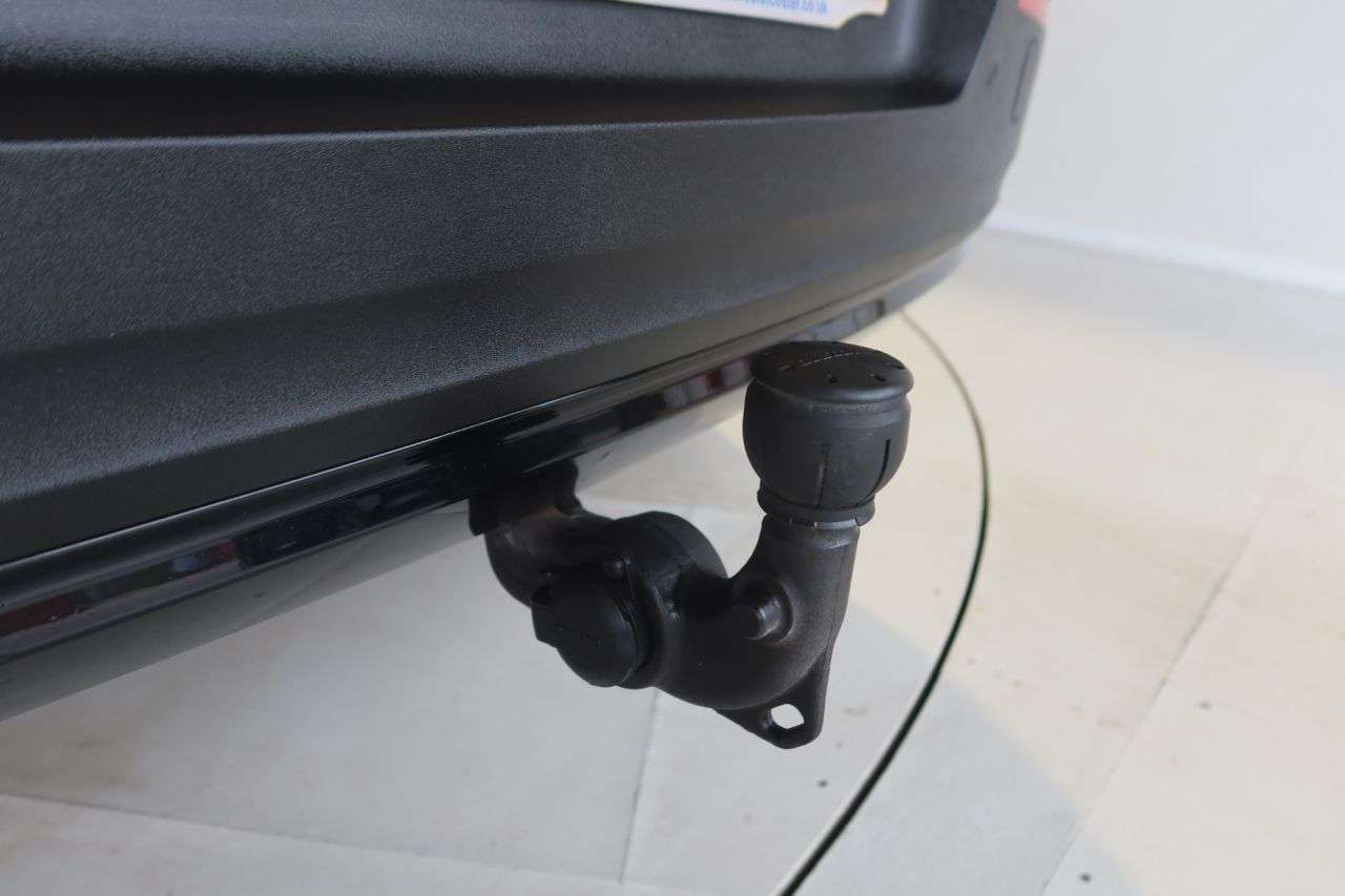 2021 VOLVO XC40 2021 VOLVO XC40