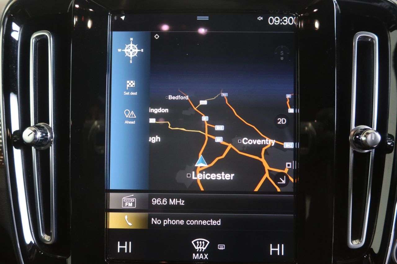 2021 VOLVO XC40 2021 VOLVO XC40