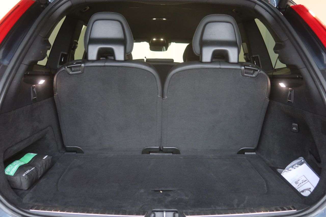 2021 VOLVO XC90 2021 VOLVO XC90