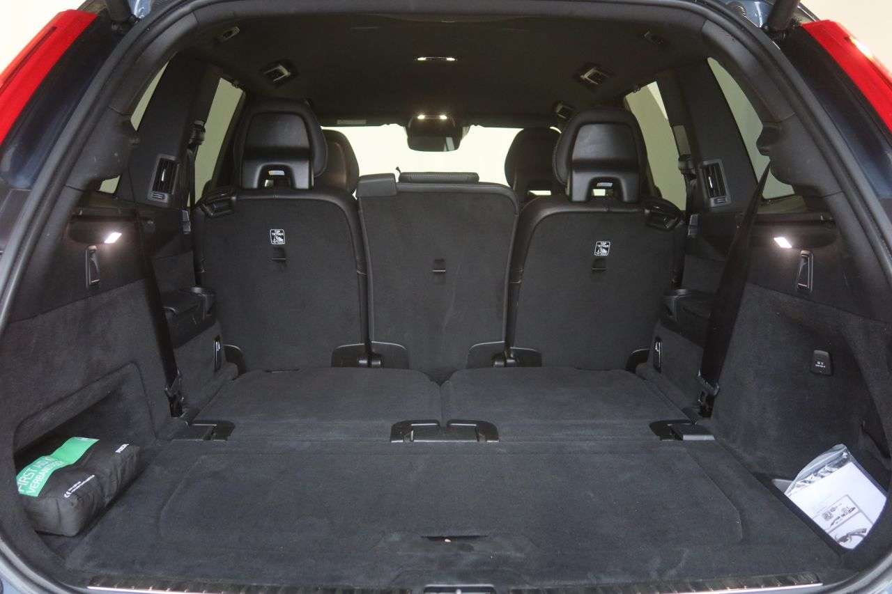 2021 VOLVO XC90 2021 VOLVO XC90