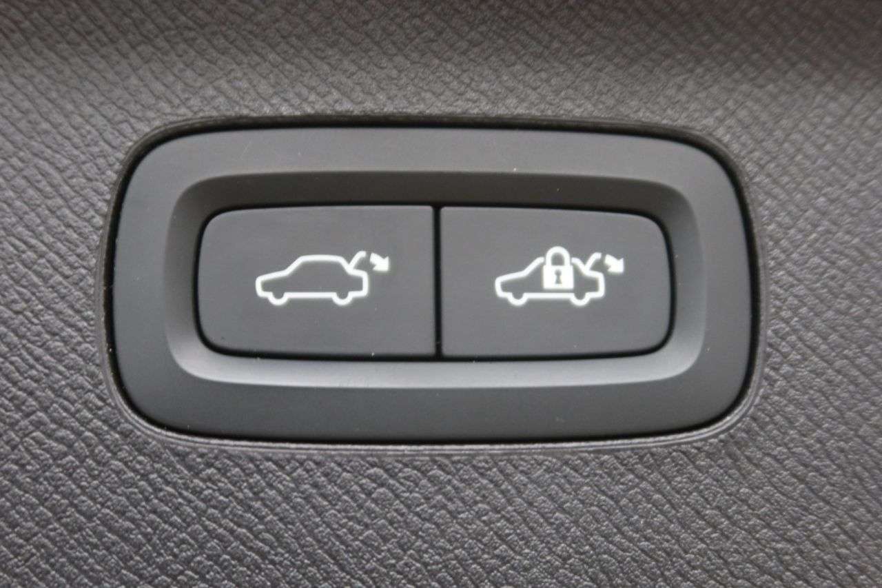 2021 VOLVO XC90 2021 VOLVO XC90