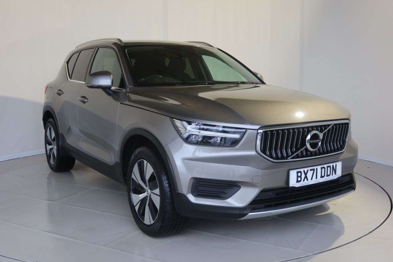 2021 VOLVO XC40 2021 VOLVO XC40