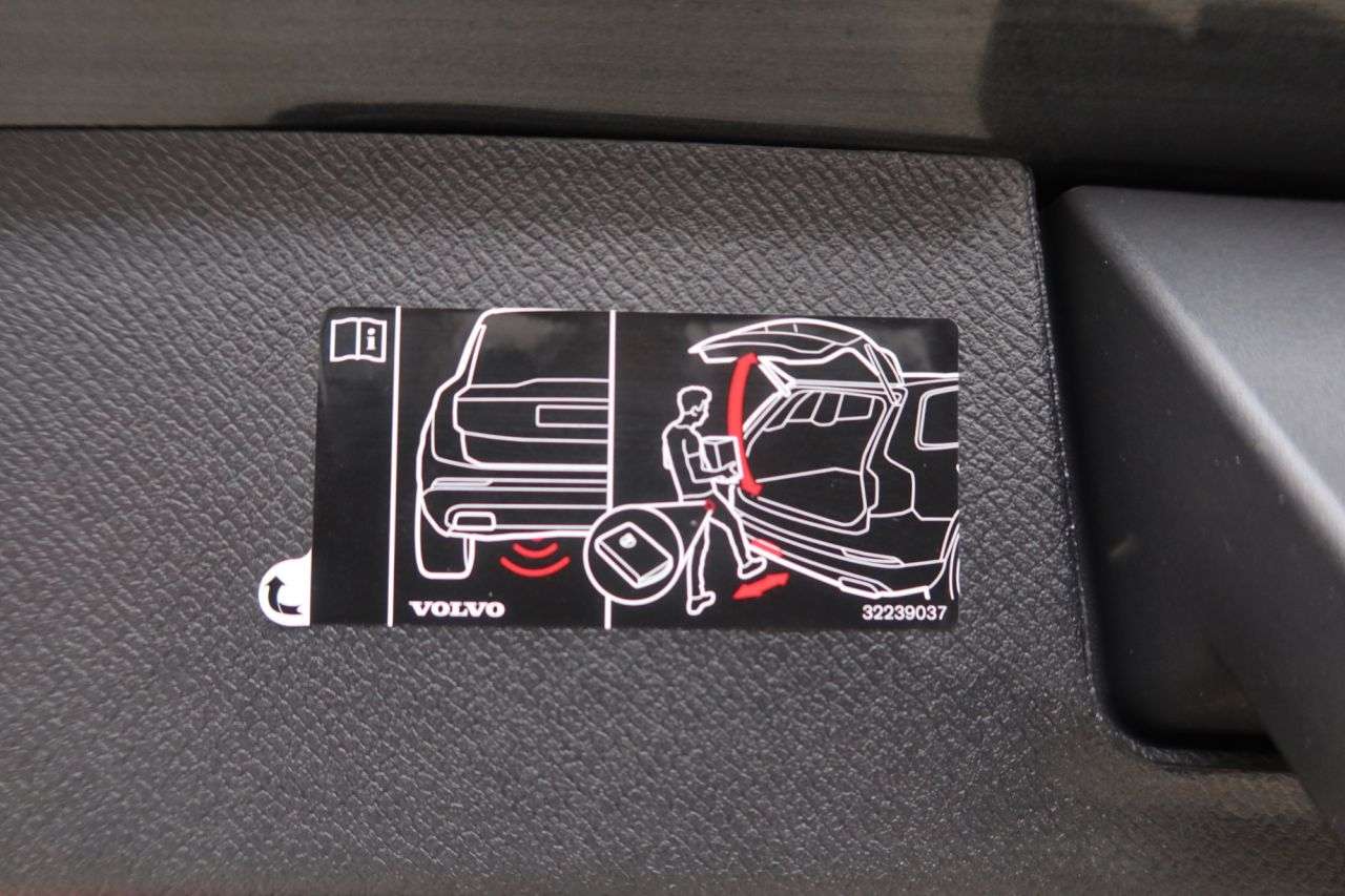 2021 VOLVO XC90 2021 VOLVO XC90