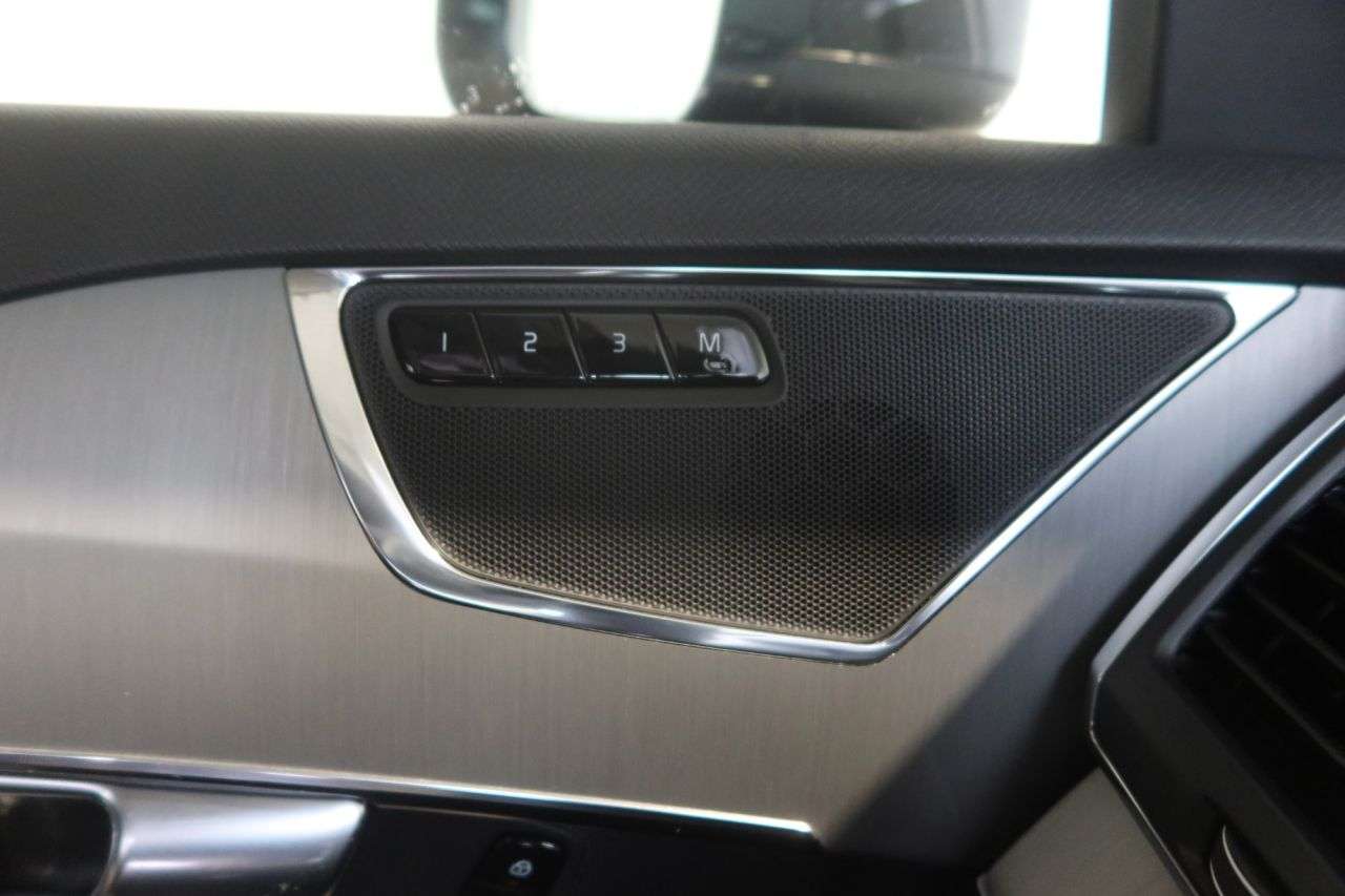 2021 VOLVO XC90 2021 VOLVO XC90