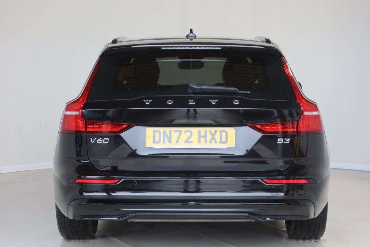 A 2022 VOLVO V60 2.0 B3 MHEV Plus Estate 5dr Petrol Hybrid DCT Auto Euro 6 (s/s) (163 ps) AP A 2022 VOLVO V60 2.0 B3 MHEV Plus Estate 5dr Petrol Hybrid DCT Auto Euro 6 (s/s) (163 ps) AP