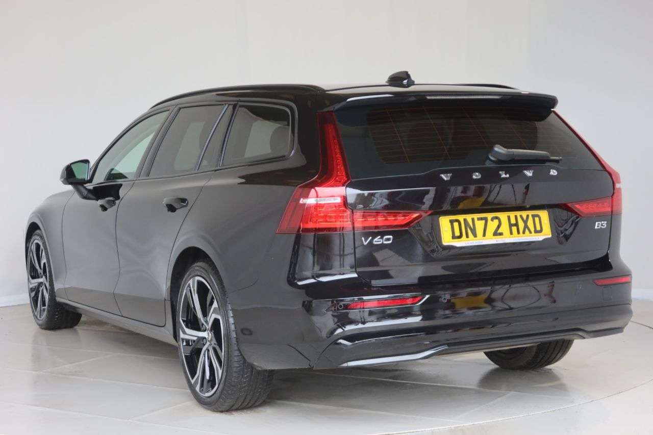 2022 VOLVO V60 2022 VOLVO V60