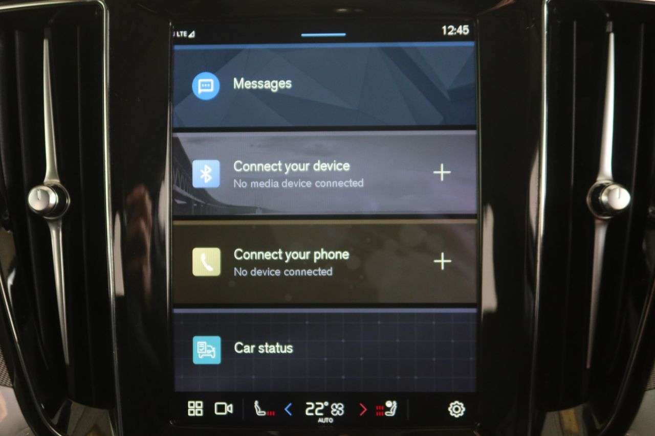 2022 VOLVO V60 2022 VOLVO V60