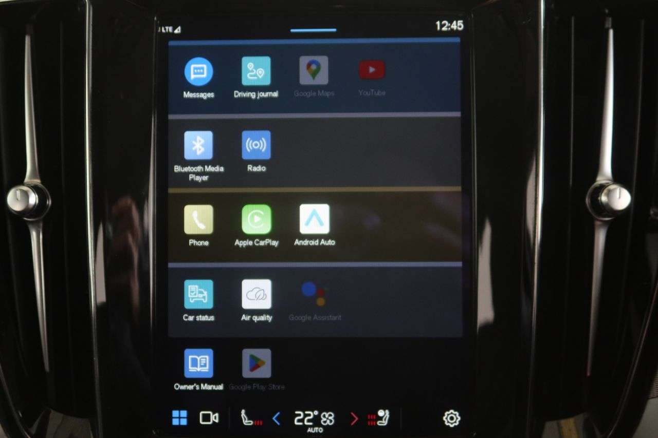 2022 VOLVO V60 2022 VOLVO V60