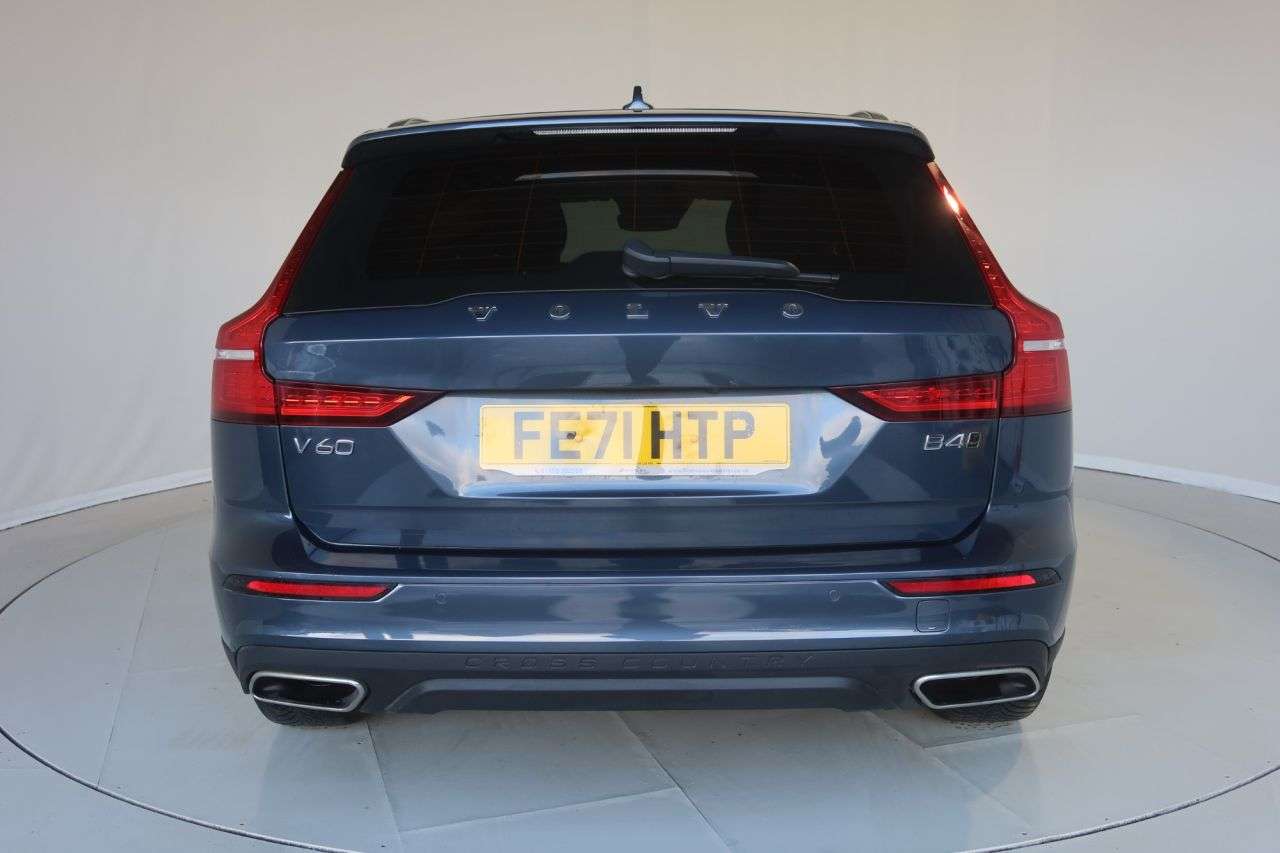 2021 VOLVO V60 CROSS COUNTRY 2021 VOLVO V60 CROSS COUNTRY