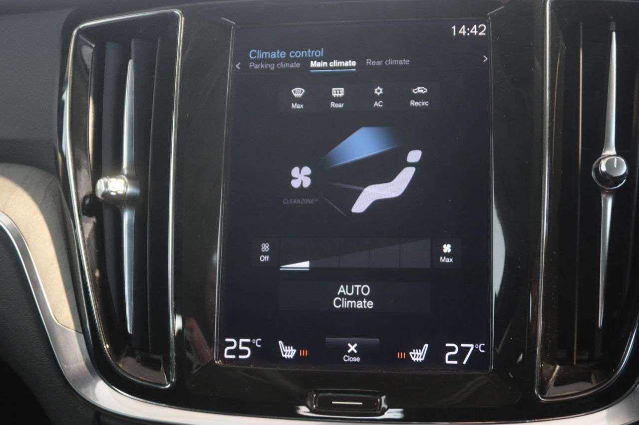 2021 VOLVO V60 CROSS COUNTRY 2021 VOLVO V60 CROSS COUNTRY