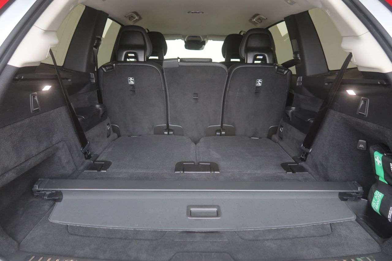 2021 VOLVO XC90 2021 VOLVO XC90