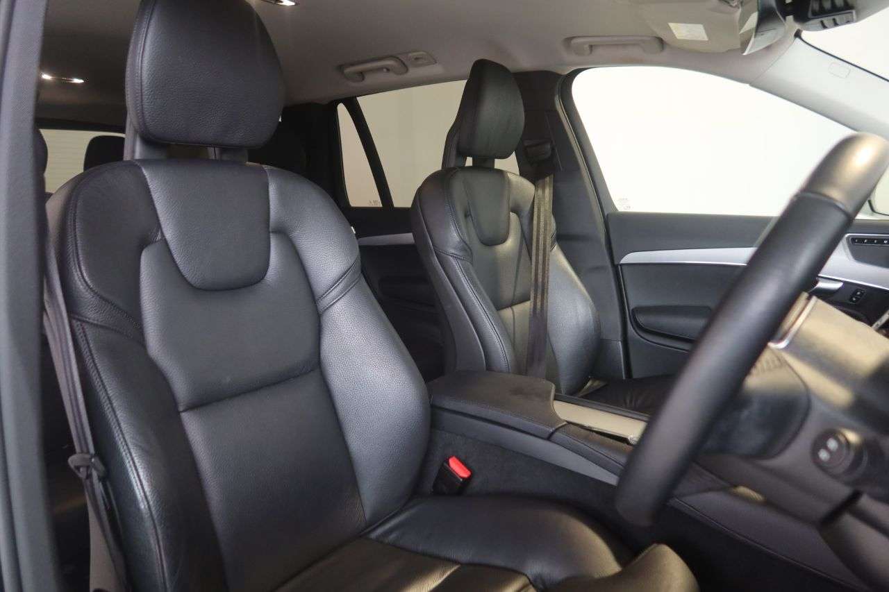 2021 VOLVO XC90 2021 VOLVO XC90