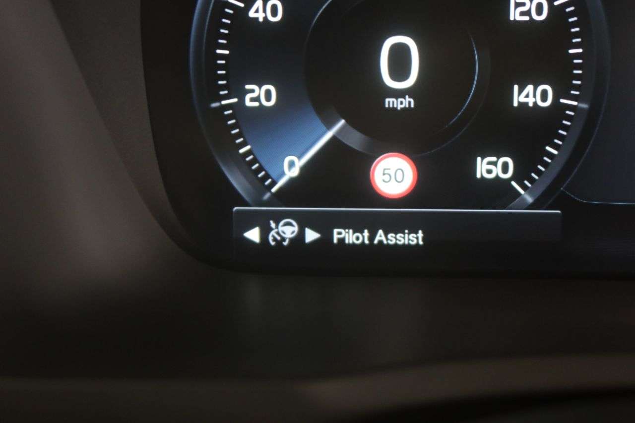 2021 VOLVO XC90 2021 VOLVO XC90