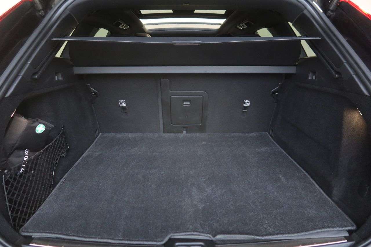 2020 VOLVO XC60 2020 VOLVO XC60