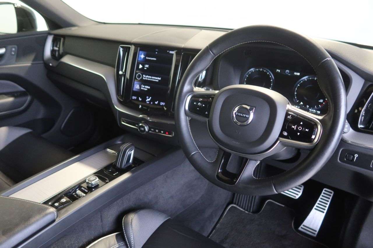 2020 VOLVO XC60 2020 VOLVO XC60