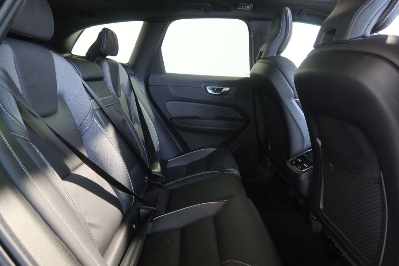 2020 VOLVO XC60 2020 VOLVO XC60